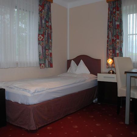 Landhaus Brieger Henndorf am Wallersee Room photo